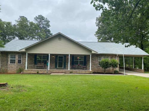 1186 Forest Lake Dr, Lincolnton, GA 30817-5217