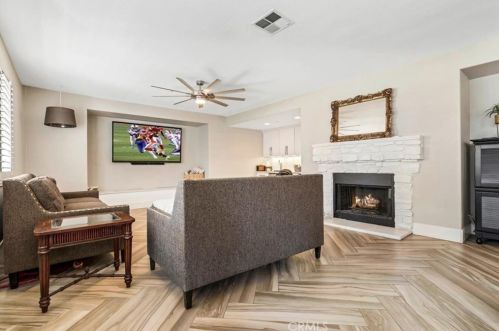 19445 Mi Casa Ct, Riverside CA  92508-6827 exterior