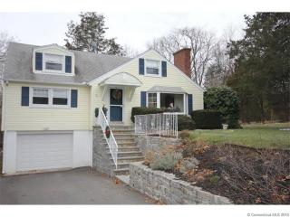 39 Pineridge Dr, Waterbury, CT 06716-3112