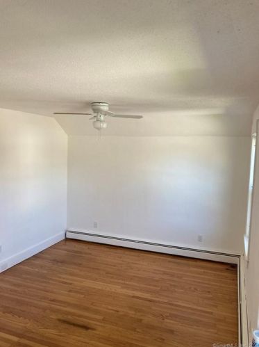 4 Pleasant St, Killingly CT  06241-1605 exterior