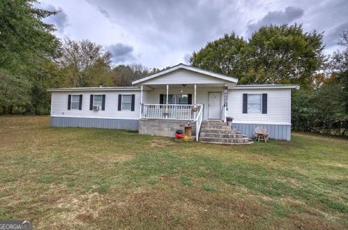 698 Buttermilk Rd, Cave Spring, GA 30124-2915