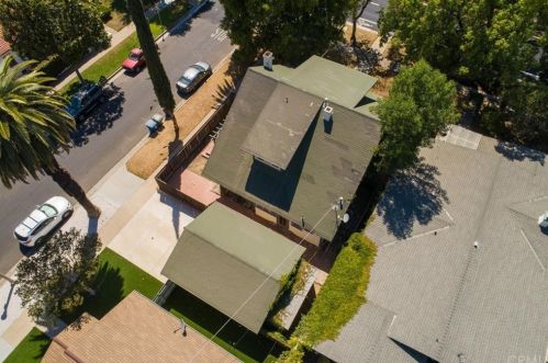 5292 Magnolia Ave, Riverside CA  92506-1248 exterior