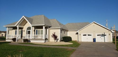 205 Sunflower Dr, Overbrook, KS 66524-9607