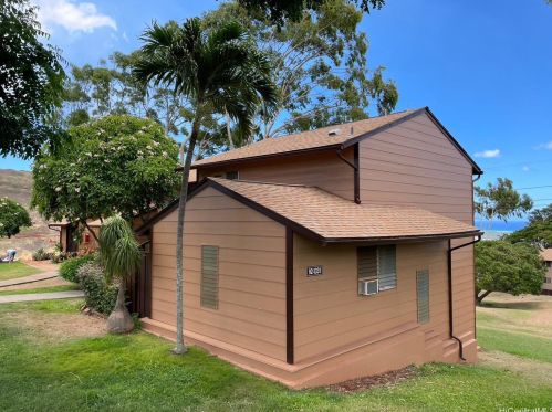 92-1331 Panana St, Kapolei, HI 96707