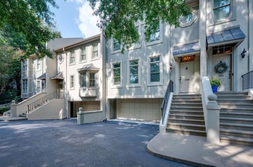 1239 Brookhaven Park Pl, Atlanta GA  30319-4570 exterior