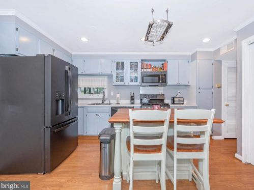 9814 Cottrell Ter, Silver Spring MD 20903-1928 exterior