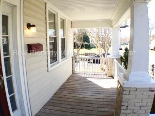 2400 Middle Ave, Norfolk VA  23504-2031 exterior