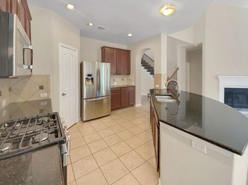 14313 Broadwinged Hawk Dr, Austin TX  78738-6568 exterior