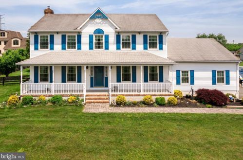 1748 Hedding Rd, Columbus, NJ 08022-2065