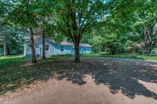 963 Rivercrest Rd, St Marys Point, MN 55043-9792