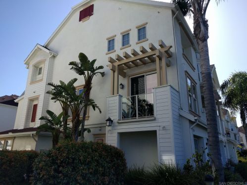 835 Harbor Cliff Way, Oceanside, CA 92054-2217