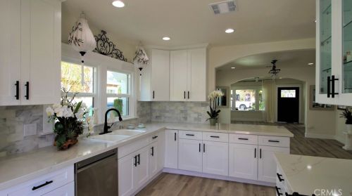 1020 Hickory St, Santa Ana CA  92701-6004 exterior