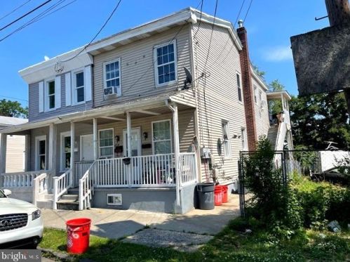 2714 Cleveland Ave, Camden, NJ 08105-3904