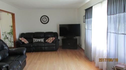 35 Ridgeway Dr, Bland, VA 24315-4681