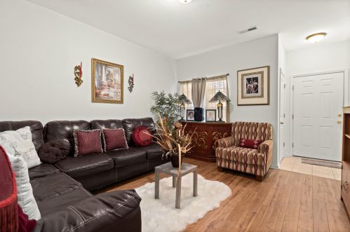 191 Grand Oaks Dr, Ladson, SC 29456-5004