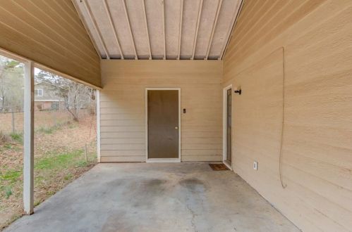 919 Sigman Rd, Conyers GA  30013-0012 exterior