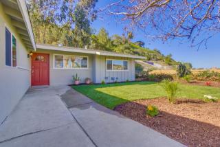2417 Sarbonne Dr, Oceanside, CA 92054-5737