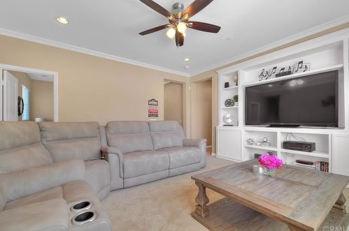 10815 Portofino Ln, Riverside CA  92503-5213 exterior