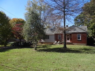 423 Turner Rd, Salem, VA 24153-2305