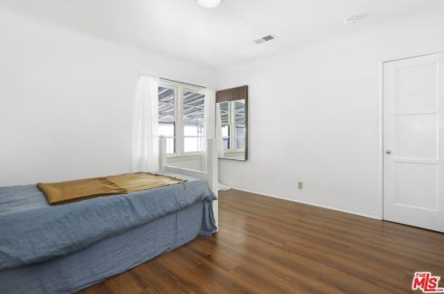 807 Verdugo Rd, Glendale CA  91208-2603 exterior