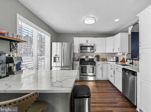 7758 Havenbrook Way, Springfield, VA 22153-3447