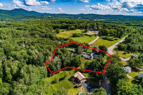 271 Weirs Rd, Laconia, NH 03249-6668