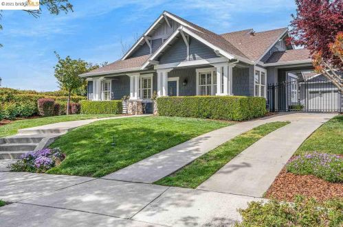 2010 Hall Cir, Livermore, CA 94550-7137