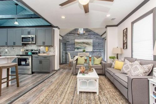 517 Hascall Rd, Atlanta GA  30309-2227 exterior