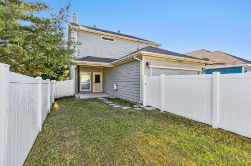 11013 Dillon St, Fort Worth TX  76179-5323 exterior