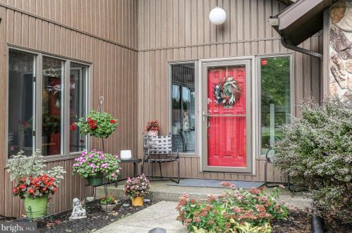 7190 Audubon Dr, Harrisburg, PA 17111-4001