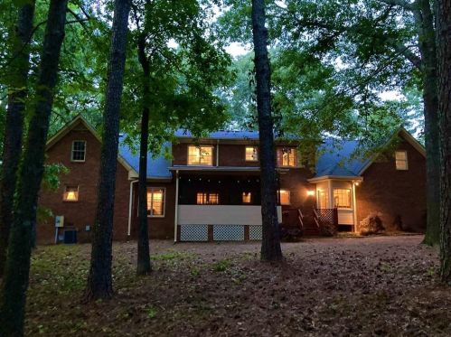 3765 Cannonwolde Dr, Lithonia, GA 30039-5128