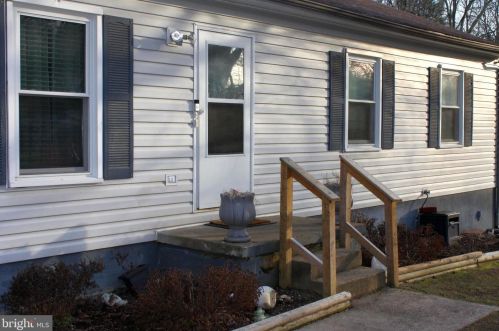 316 Burman Ln, Fredericksburg, VA 22407-6308