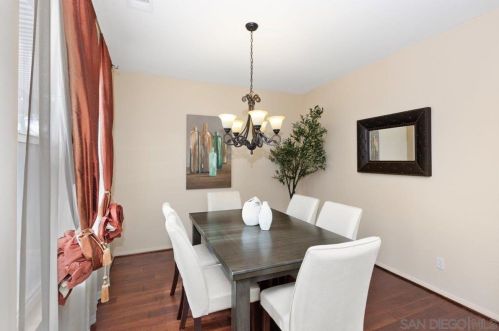 1718 Picket Fence Dr, Chula Vista CA  91915-1856 exterior