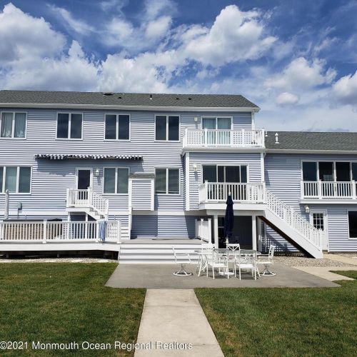 1095 Island Dr, Berkeley Township, NJ 08721-2245
