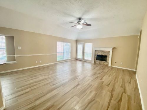 5618 Indigo Trails Dr, Richmond TX  77469-6238 exterior