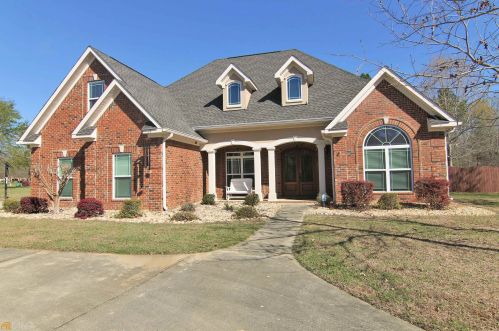 2074 Hiwassee Dr, Bonaire GA  31005-2507 exterior