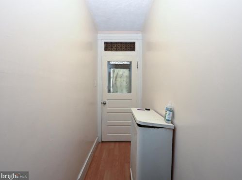 413 Howard Ave, Lancaster PA  17602-4419 exterior