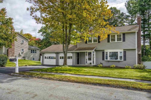 29 Cannon Dr, Nashua, NH 03062-2019