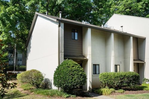 20 Finch Trl, Atlanta GA  30308-2418 exterior