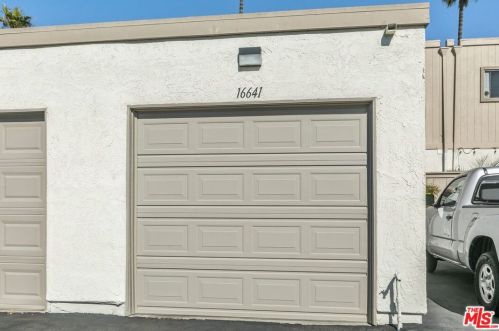16641 Algonquin St, Huntington Beach CA  92649-3270 exterior