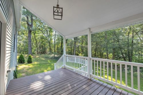885 Main St, Upper Stepney CT  06468-2811 exterior