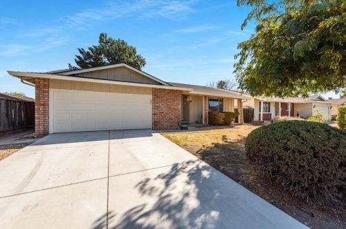 5562 Shadowcrest Way, San Jose, CA 95123-3027