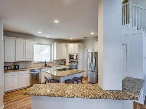 2507 Gln Morris Rd, Carrollton TX 75007-1916 exterior