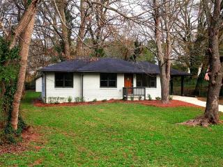 2878 Reveille Cir, Atlanta, GA 30316-4340