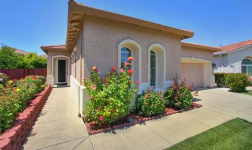 8658 Butterscotch Way, Elk Grove, CA 95758-9556