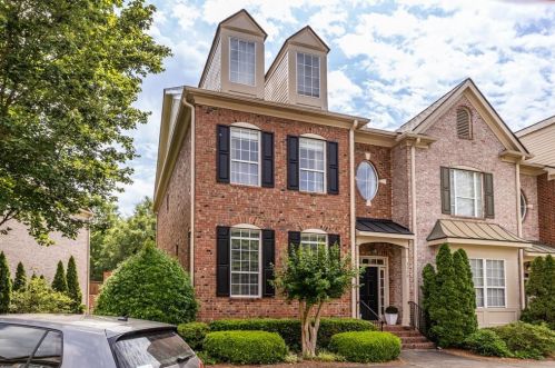 3528 Henderson Reserve, Atlanta GA  30341-6055 exterior