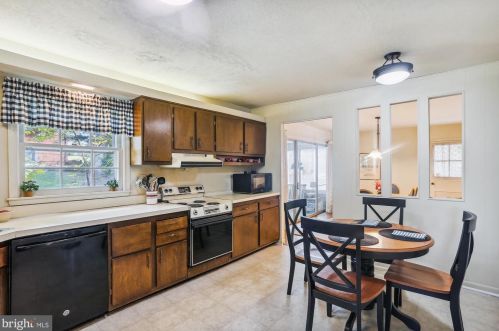 12313 Palermo Dr, Silver Spring MD 20904-1849 exterior