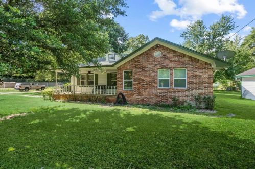 333 Woolridge Dr, Conroe TX  77301-6230 exterior