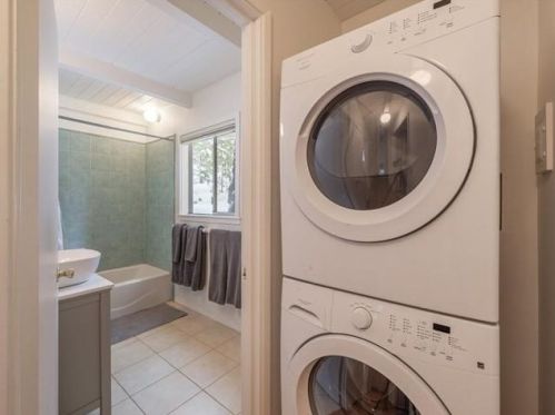 13584 Moraine Rd, Truckee CA  96161-3837 exterior