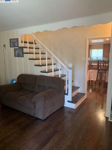 2250 Linden St, Livermore, CA 94551-3841